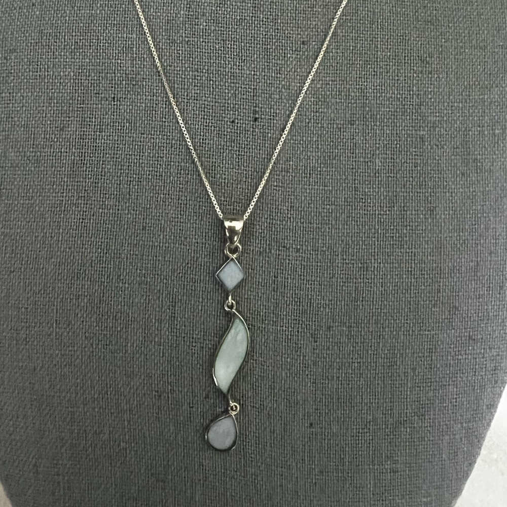 Sale Mother of Pearl .925 Sterling Silver Pendant Necklace